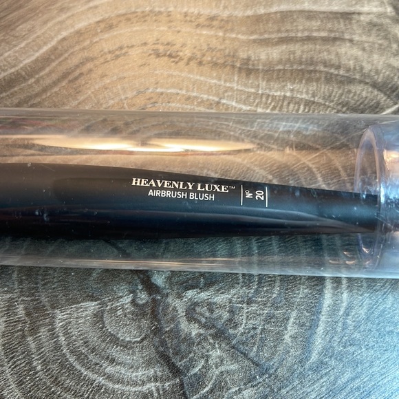 IT Cosmetics - Heavenly Luxe Airbrush Blush #2 - Picture 2 of 3